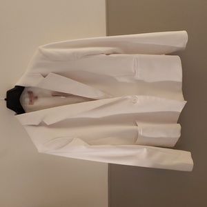 Womans white 1 button blazer new with tags size 12 philosophy